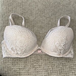 Victoria’s Secret Dream angels 34DD push-up bra
